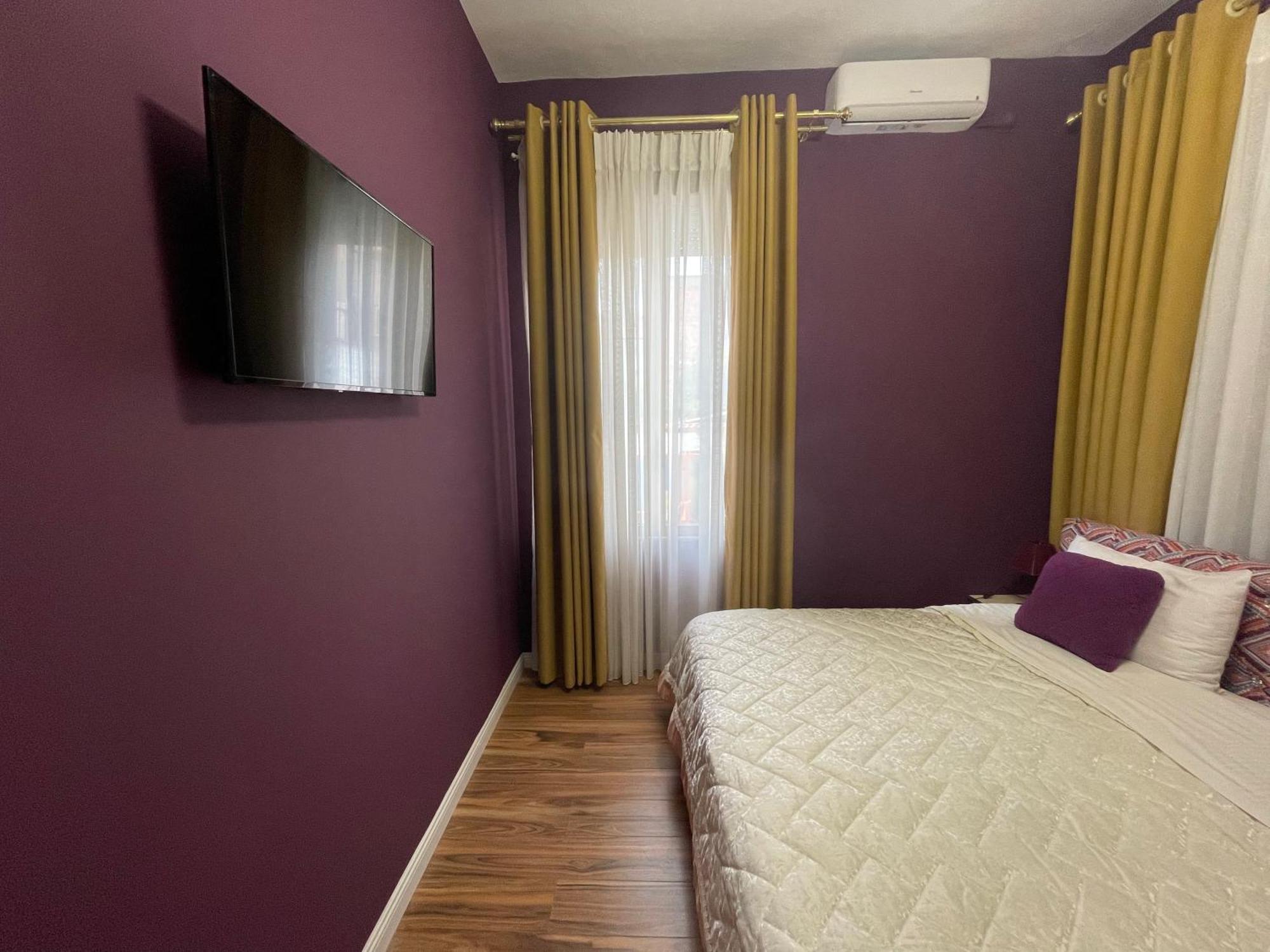 Hotel Vila 15 - Center ティラナ エクステリア 写真