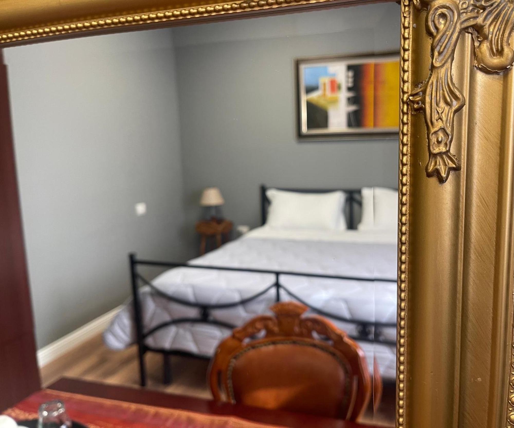 Hotel Vila 15 - Center ティラナ エクステリア 写真