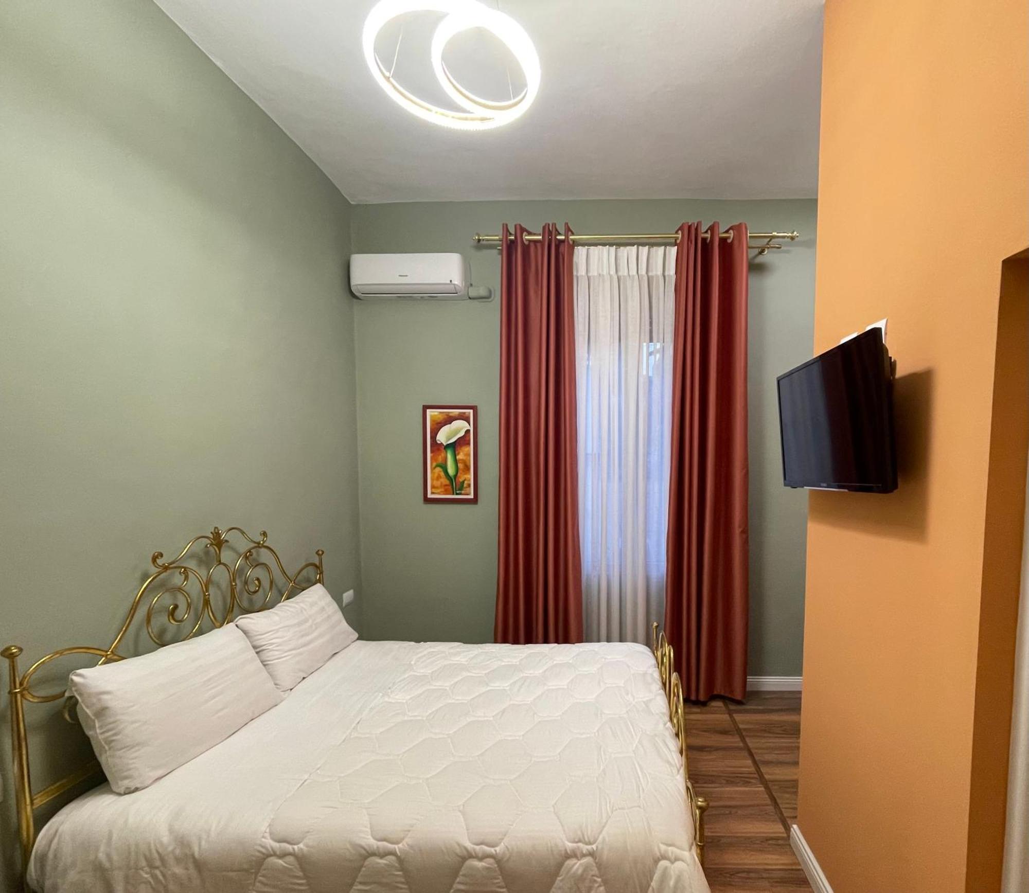 Hotel Vila 15 - Center ティラナ エクステリア 写真