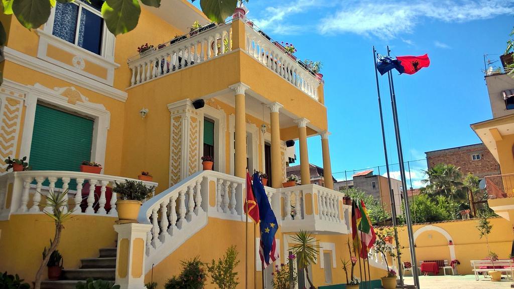 Hotel Vila 15 - Center ティラナ エクステリア 写真